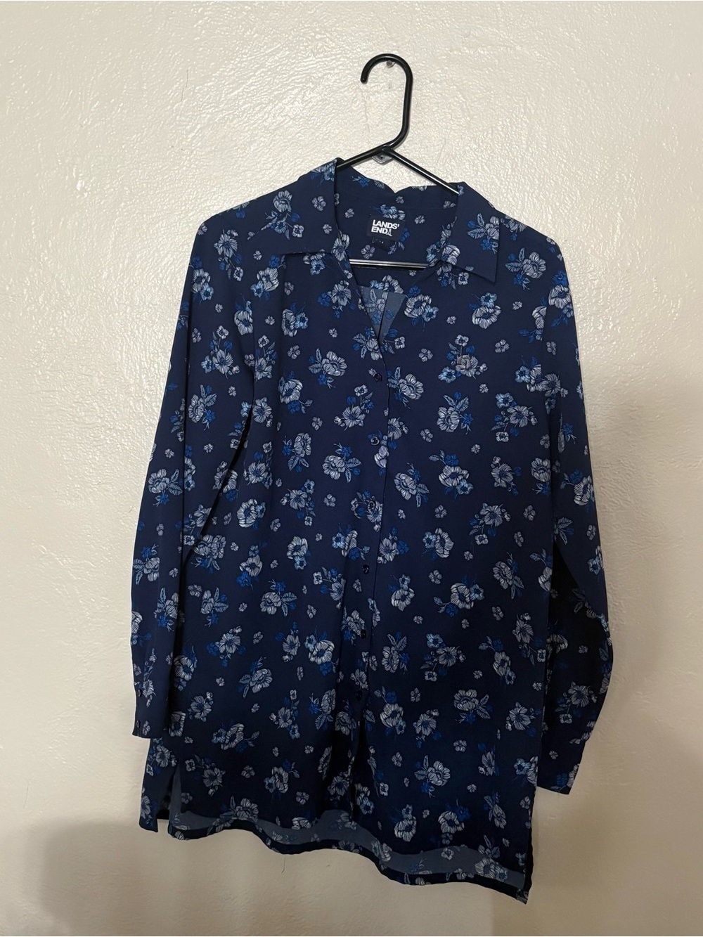 Chase Bank Lands' End Navy Floral Tunic Button-Up Shirt - Blue Floral Print